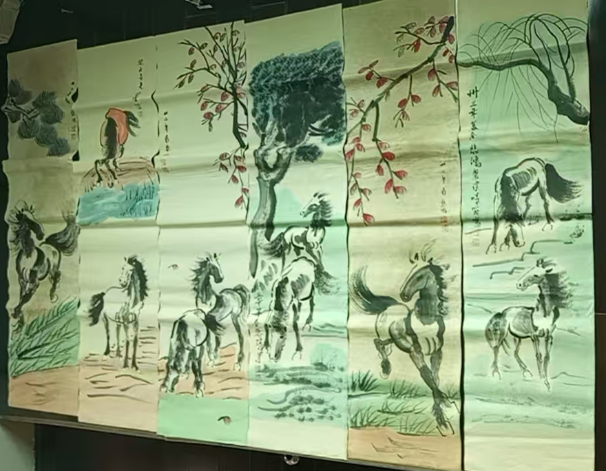 徐悲鸿《骏马图》十二条屏-嘉诚艺术