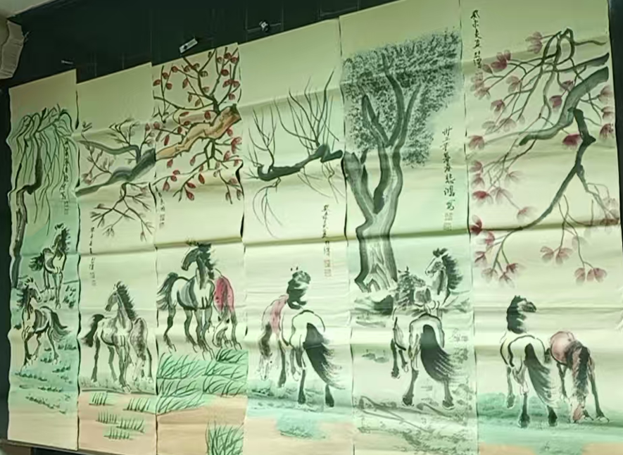 徐悲鸿《骏马图》十二条屏