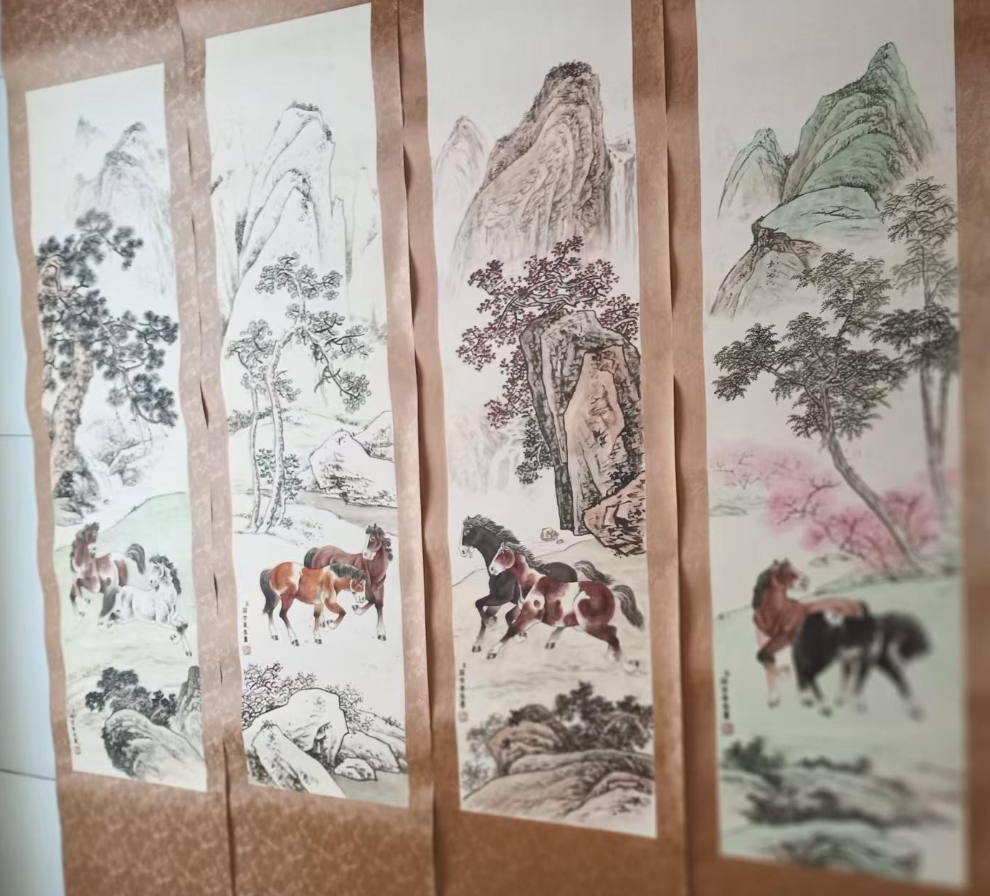 郎世宁《骏马图》四条屏-嘉诚艺术